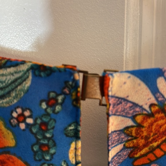 Rose + Olive Blouse - Picture 5 of 7